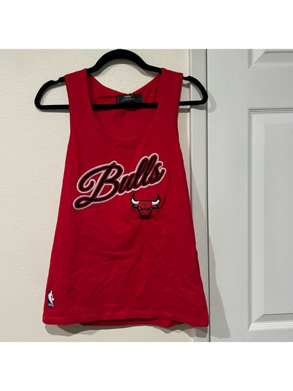 Pro Standard Womens NBA Chicago Bulls Tank Top Size Large NWT